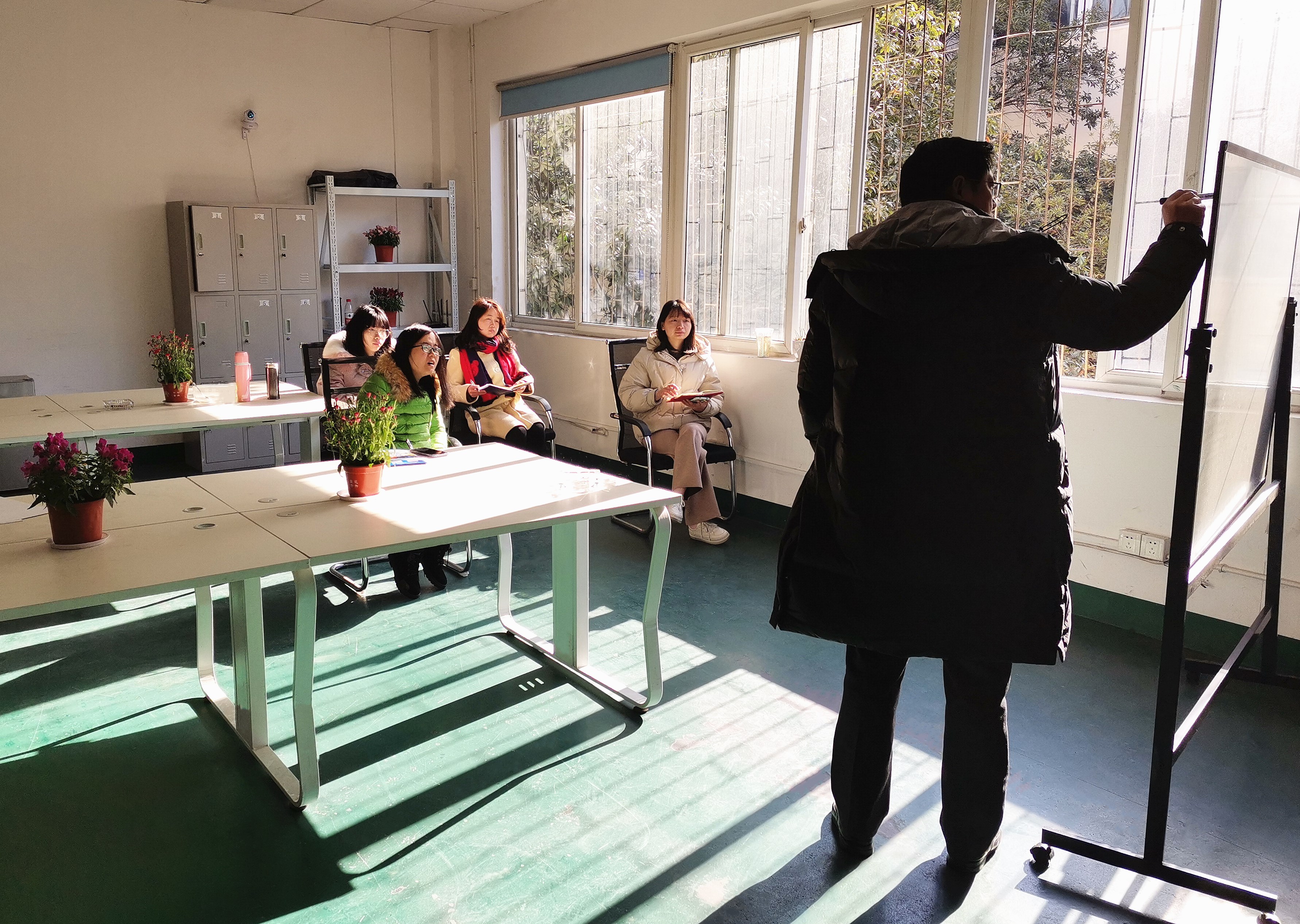 湖南金坤新材料有限公司,金屬鈧,金屬鈧粉,鋁鈧合金,金屬鈧靶,鋁鈧靶材,鋁基靶材,氧化鈧,各類(lèi)鈧鹽,氟化鈧,貴金屬粉末低氧超細(xì)鈦粉,鋯粉,鉿粉,鈮粉,鉭粉